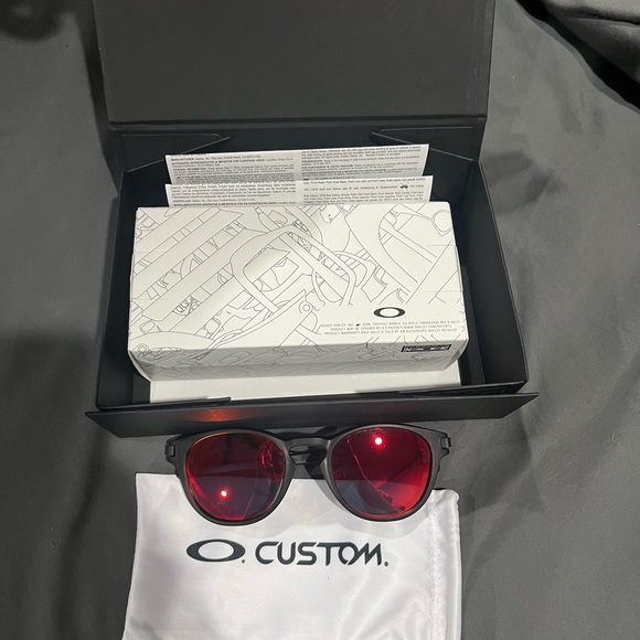 Oakley Custom Sunglasses - Picture 2 of 6